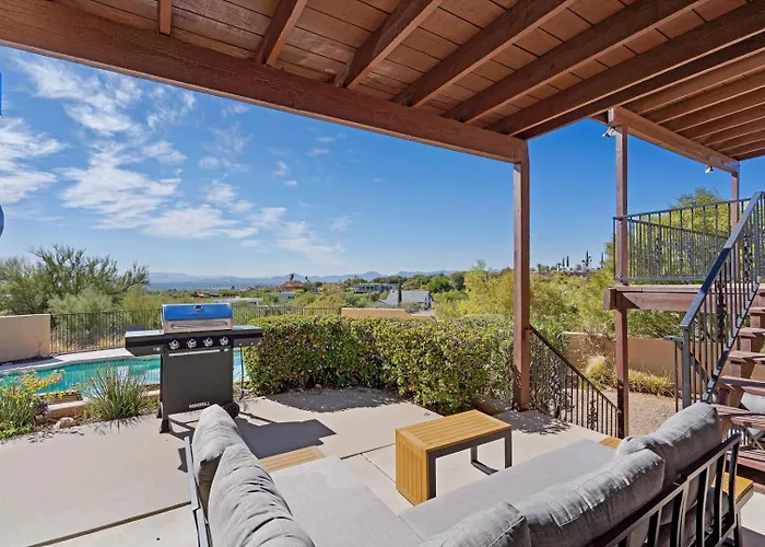 Foothills Oasis Heated Poolhottub Stunning Views *