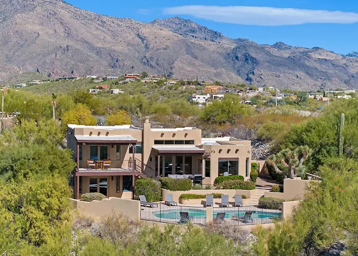 Foothills Oasis Heated Poolhottub Stunning Views *